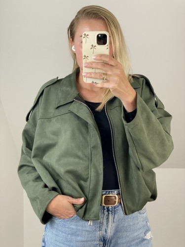 Viralowa bomberka zielona