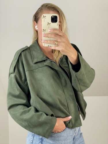 Viralowa bomberka zielona