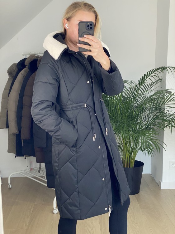 Płaszcz zimowy CASIE czarny