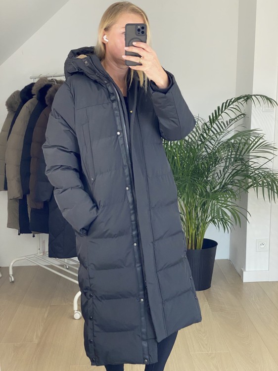 Długi płaszcz zimowy ADELINE czarny