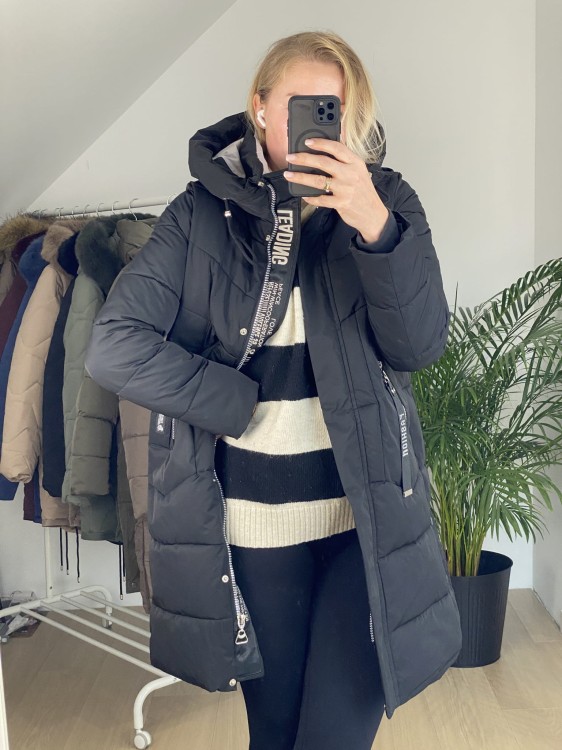 Płaszcz zimowy Groszek czarny